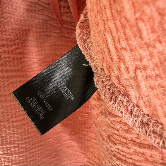 Torrid Textured Knit Off Shoulder Babydoll Top Ash Rose Womens Size 3X - Picture 8 of 8